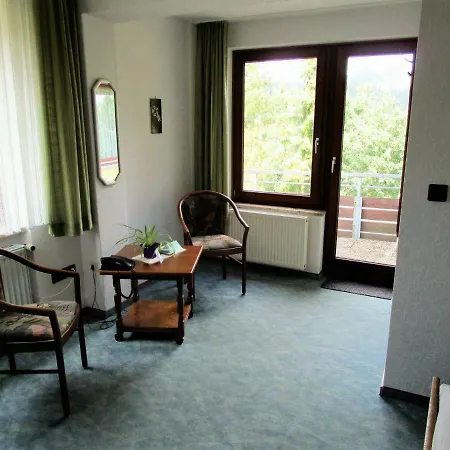 Hoffmanns Waldfrieden Garni Hotel